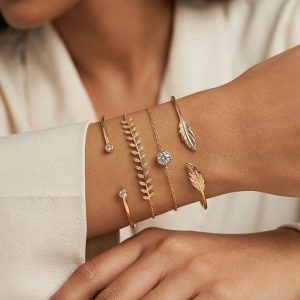 دستبند Love Style طلایی